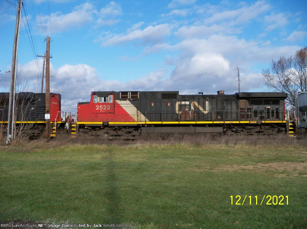 CN 2523